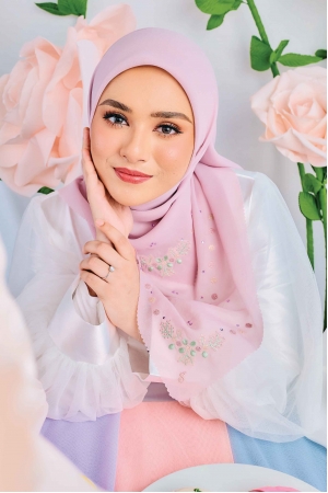 Defect Airish l Lavender Blush